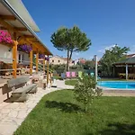 Apartment Twisting By The Private Pool