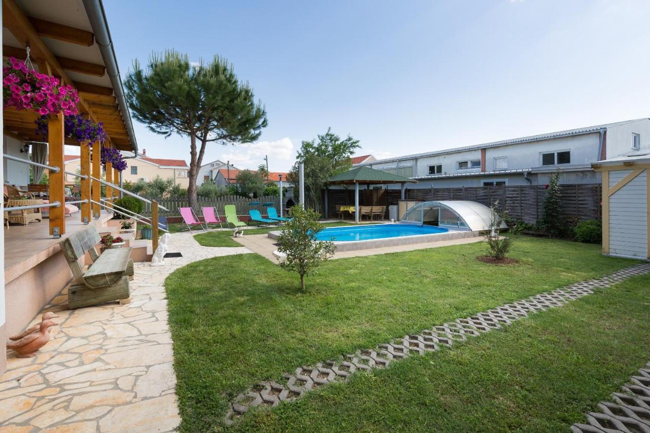 Twisting By The Private Pool Apartment Zadar